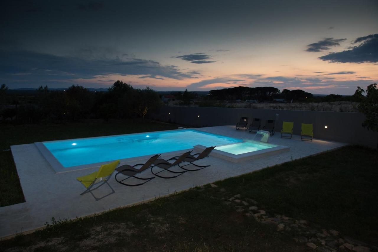 Dubis House Villa Zára Kültér fotó